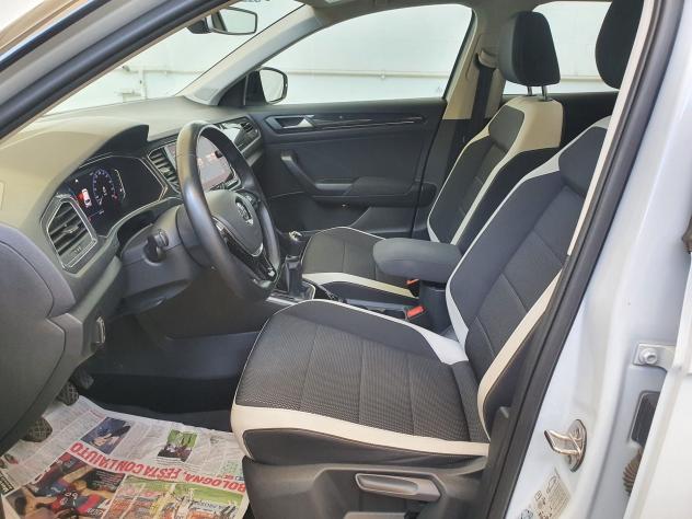 Volkswagen T-Roc 1.6 TDI SCR Advanced TUA DA 199,00 AL MESE - Foto 10