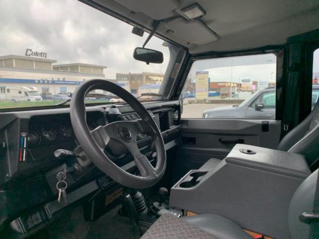LAND ROVER Defender 110 2.5 Td5 Station Wagon ARIA COND. + ABS + ETC rif. 24157272 - Foto 6