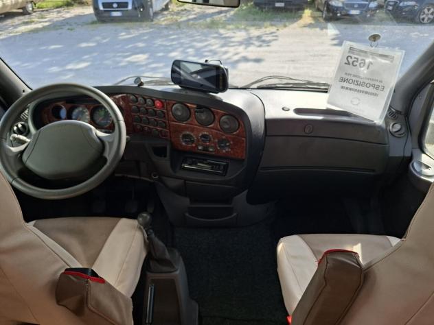 CAMPER LAIKA DUCATO MANSARDATO DINETTE GEMELLATO POSTERIORE FOTOVOLTAICO CLIMATIZZATORE CAMPEGGIO USATI GENERALI 1652 - Foto 5