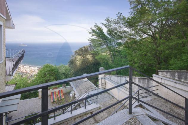 Alassio, villa trifamiliare con stupenda vista di tutto il golfo. - Foto 17