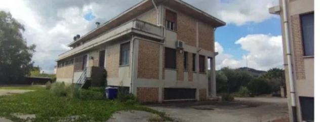 Immobile in asta di 199 m² con più di 5 locali in vendita a Martinsicuro - Foto 10