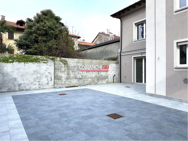 V000768 - INTRA, VILLA CON CORTILE IN CLASSE A2 - Foto 7