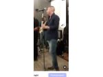 CANTANTE/FRONTMAN, CANTANTE DI PIANOBAR, CANTANTE/IMITATORE