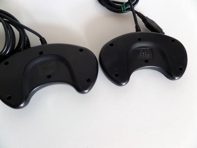 Joypad Sega Mega Drive (prima versione) originale, funzionante testato - Foto 4