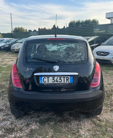 Lancia Ypsilon 1.2 Argento - Foto 7