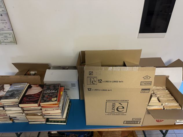 VARI LIBRI