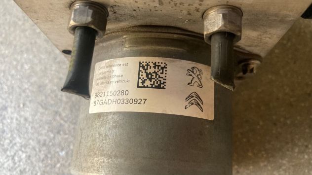 Centralina pompa ABS Citroen Jumpy 2.0HDI del 2021 (9821150280) - Foto 4