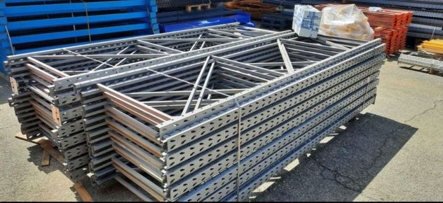 scaffalature metalliche