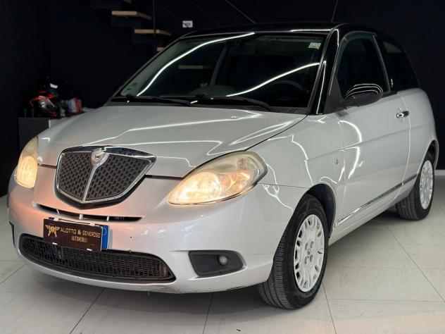 Lancia Ypsilon 1.2 Argento - Foto 2