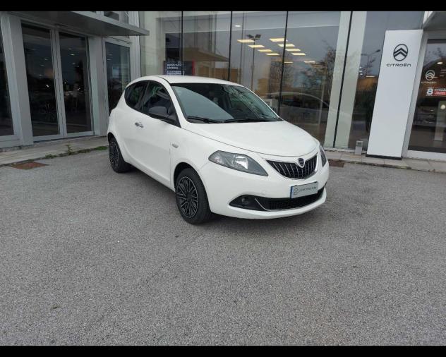 Lancia Ypsilon 3ª serie 1.0 FireFly 5 porte S&S Hybrid Gold - Foto 2