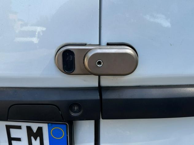 Dacia Dokker 1.6 sce. 110cv GPL “prezzo più 22%iva” tot € 10500 - Foto 7