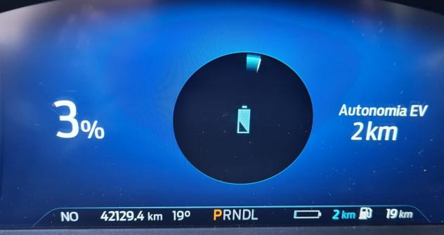 Ford Kuga 2.5 Plug In Hybrid 225 CV CVT 2WD ST-Line - Foto 9