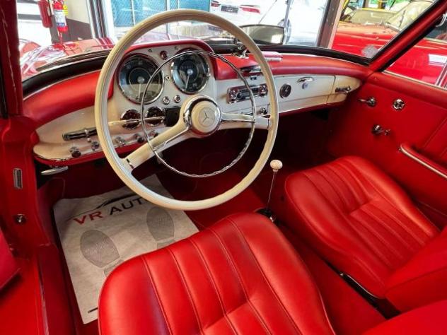 Mercedes-Benz 190 SL PAGODA / COMPLETAMENTE RESTAURATA, ANCHE MOTORE - Foto 9