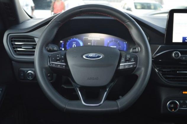 FORD Kuga 1.5 EcoBlue 120 CV 2WD ST-Line rif. 24010797 - Foto 10