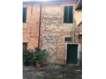 Casa semindipendente in vendita a Siena 250 mq  Rif: 839732
