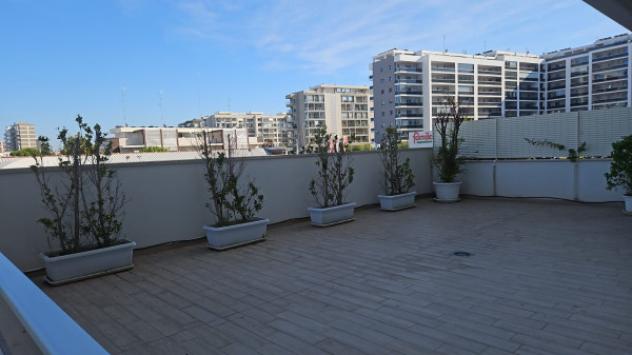 Appartamento di 80 m² con 2 locali e box auto doppio in affitto a Bari - Foto 6