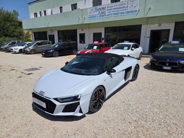 AUDI R8 V10 SPYDER QUATTRO PERFORMANCE - Foto 4