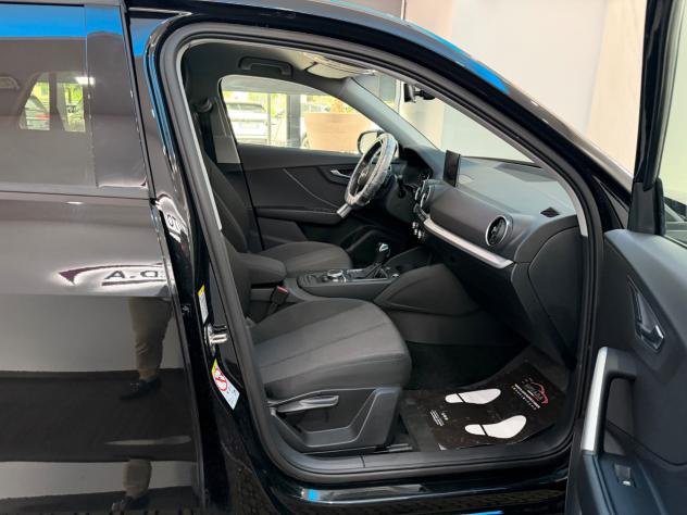 Audi Q2 35 TDI S tronic Identity Black - Foto 6