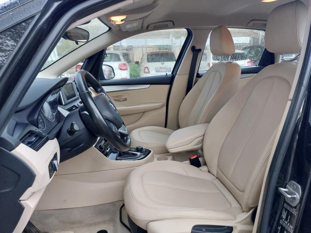 BMW Serie 2 Act. Tourer 216d Advant. Automat.-2015 - Foto 4
