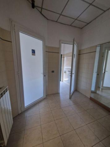 Immobile di 3000 m² con più di 5 locali in affitto a Parabiago - Foto 13
