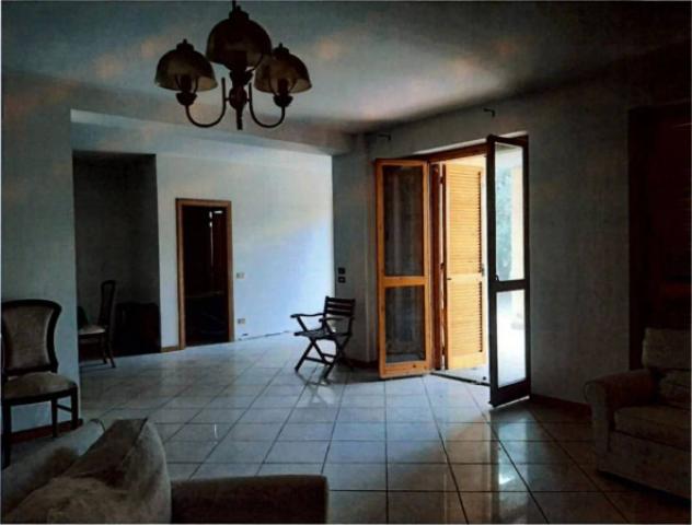 Immobile in asta di 416 m² con più di 5 locali e box auto doppio in vendita a Perugia - Foto 11