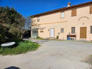 Terratetto in affitto a San Lorenzo a Pagnatico - Cascina 100 mq  Rif: 1293157