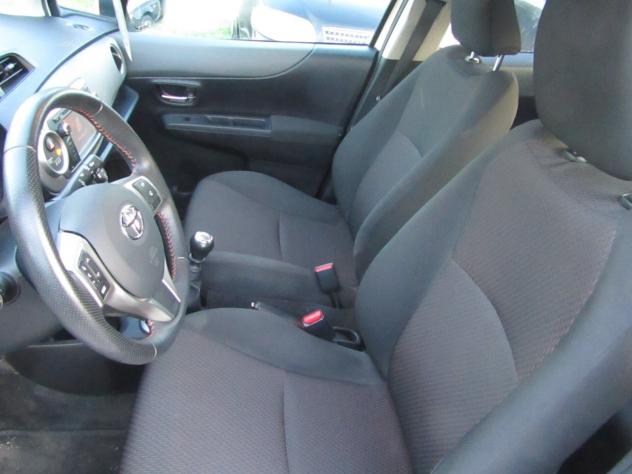 Toyota Yaris 1.3 5 p. unipr. basso chilom. - Foto 8