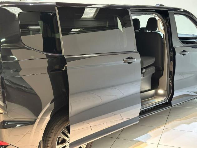 Ford Tourneo Custom Tourneo Custom 320 2.0 EcoBlue 136CV PC Titanium 9 POSTI 3+3+3 - Foto 6