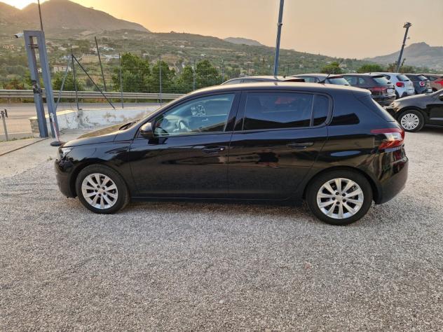 Peugeot 308 PureTech Turbo 110 S&S Active - Foto 9