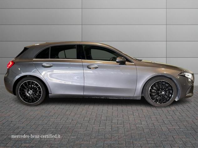 Mercedes-Benz Classe A (W177) A 180 d Automatic Sport - Foto 5