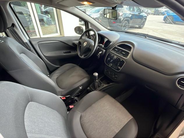 FIAT Punto 1.2 Street 69cv - Foto 9