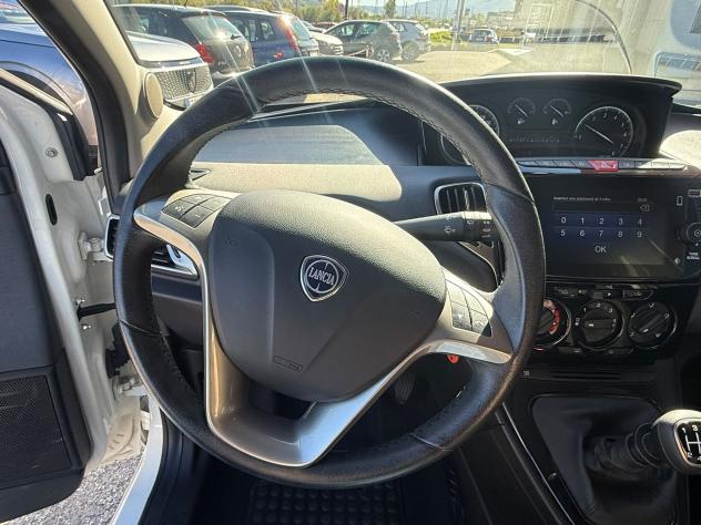 Lancia Ypsilon Ypsilon 1.0 firefly hybrid Gold s&s 70cv - Foto 9