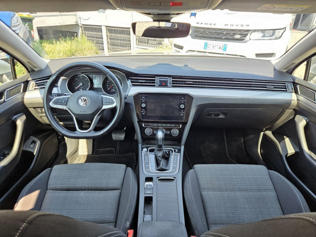 Volkswagen Passat 1.6 TDI SCR 120cv BMT DSG Business - Foto 9