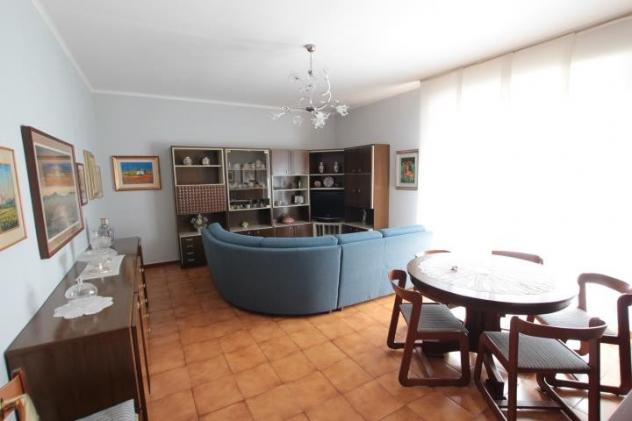 TRILOCALE DI 118 MQ CON TERRAZZI A CENTRO CALOLZIO - Foto 9