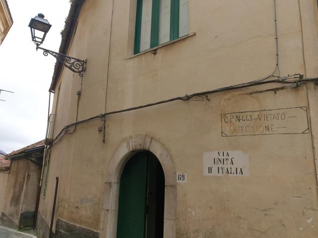 Villa in Via Unità d'Italia