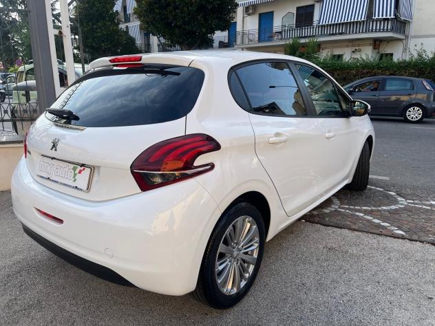 Peugeot 208 BlueHDi 75 5 porte Allure - Foto 4