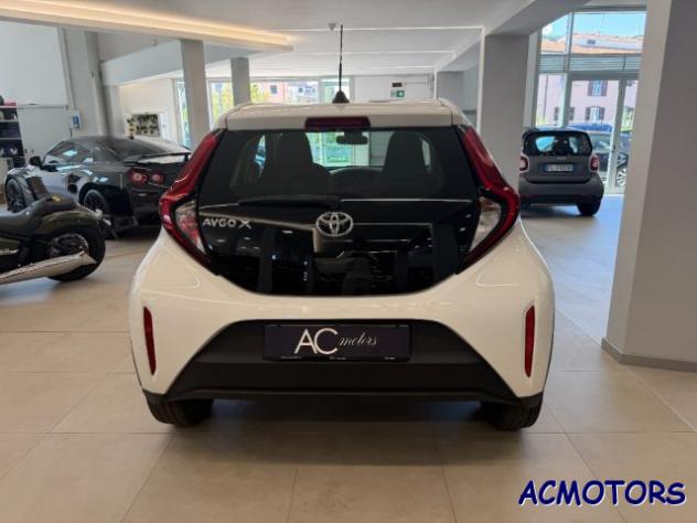 TOYOTA Aygo 1.0 VVT-i 72 CV 5 porte Active rif. 23976413 - Foto 3