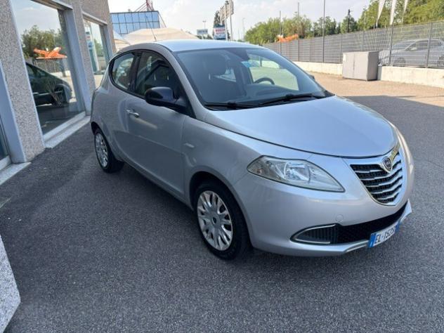 Lancia Ypsilon 1.2 69 CV 5 porte S&S Gold - Foto 2