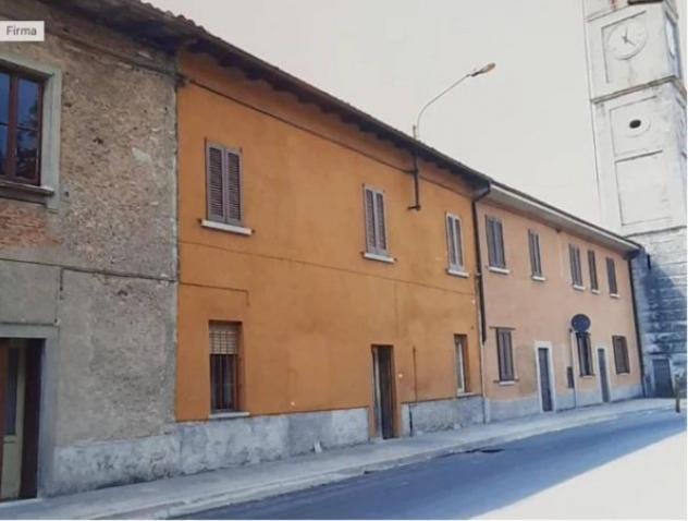 Immobile in asta di 106 m² con più di 5 locali in vendita a Malnate - Foto 2
