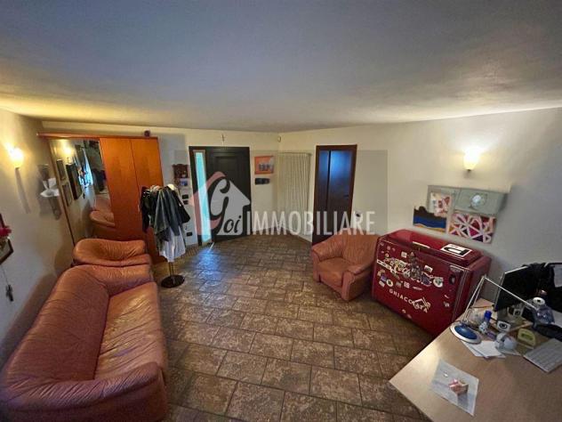 VILLA INDIPENDENTE PRONTA PER ESSERE ABITATA - Foto 6