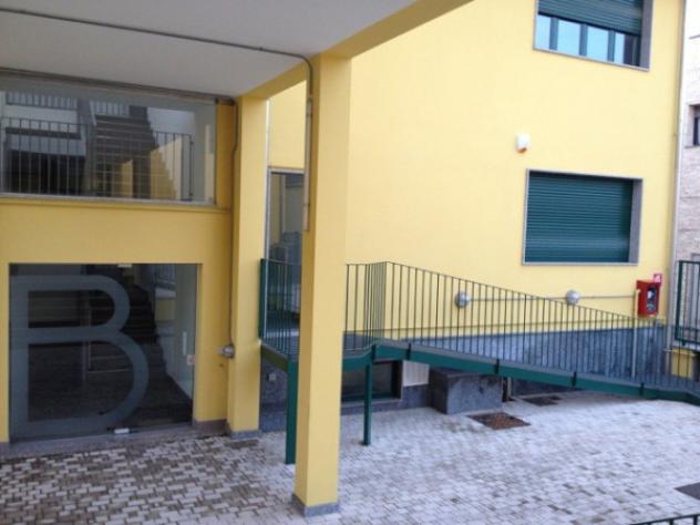 Immobile di 92 m² con 1 locale in affitto a Pero - Foto 2