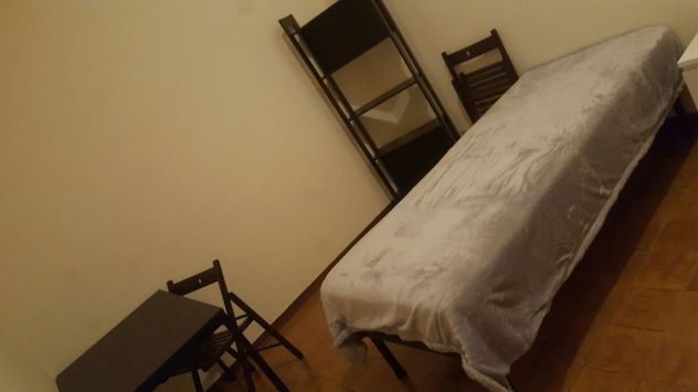 Affittiamo 2 camere singole per studentesse in appartamento, Piazza Duomo n° 3 - Foto 7