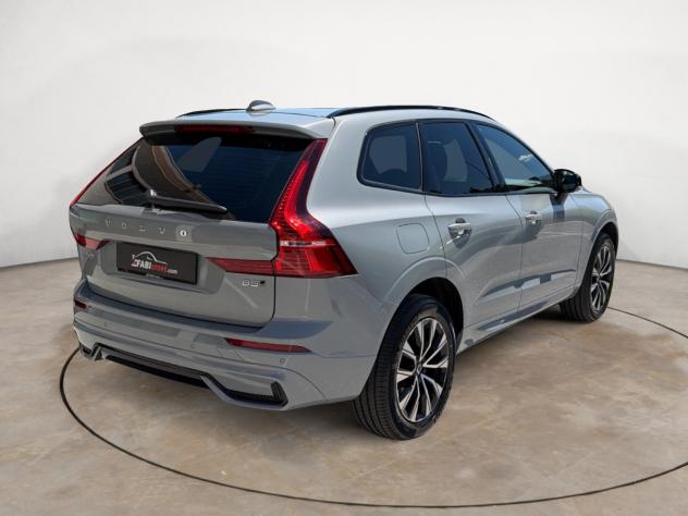 Volvo XC60 B5 AWD 250 Cv R-Design Plus Dark - KM/0 - Foto 4
