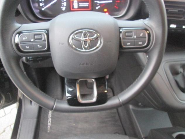 Toyota Proace City Verso 1.2 110 CV S&S L1 Lounge - Foto 9