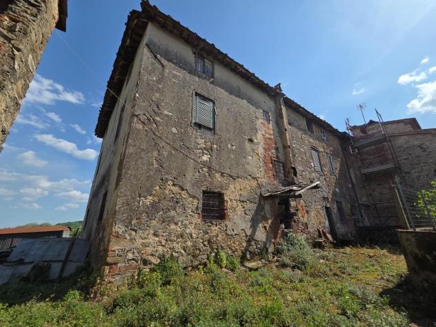 Casale in vendita a San Ginese - Capannori 590 mq Rif: 1409546