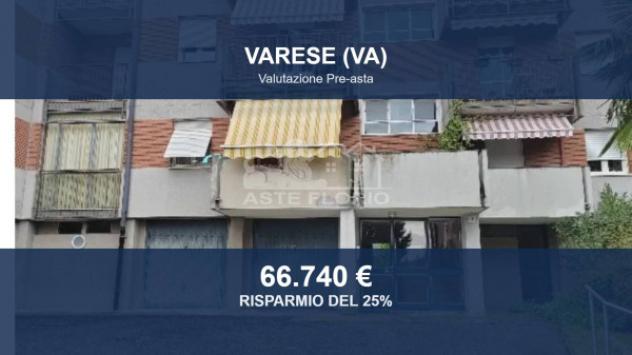 Immobile in asta di 100 m², box auto in vendita a Varese