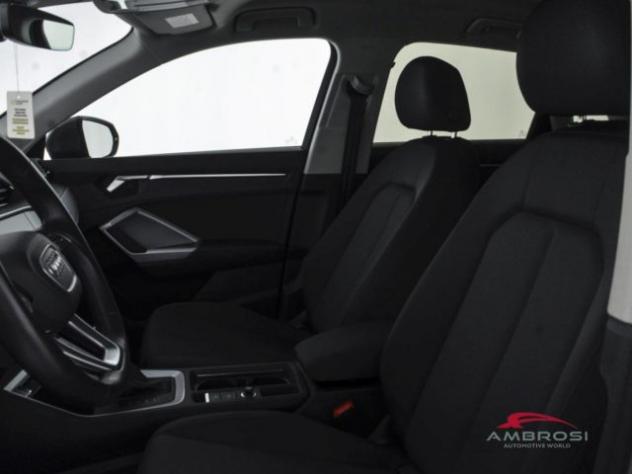 AUDI Q3 35 2.0 tdi Business Advanced s-tronic rif. 23662866 - Foto 9