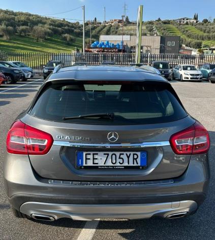 Mercedes-Benz GLA GLA 180 d Automatic Premium - Foto 3