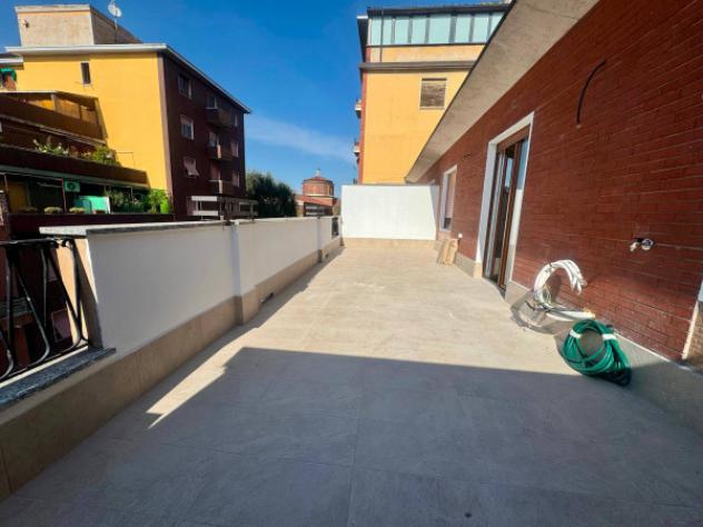 Attico / Mansarda di 103 m² con 3 locali in vendita a Milano - Foto 16