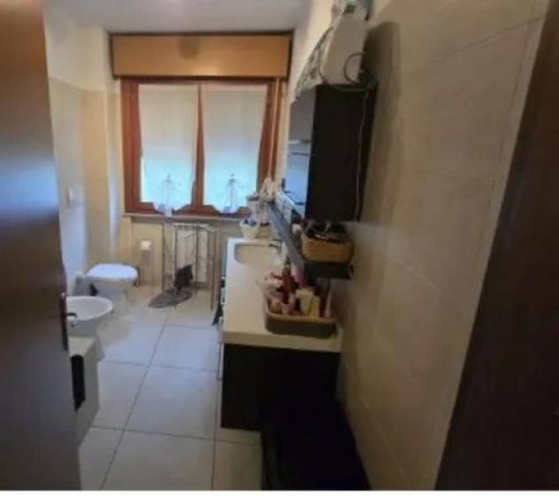 Immobile in asta di 202 m² con più di 5 locali e box auto in vendita a Udine - Foto 3